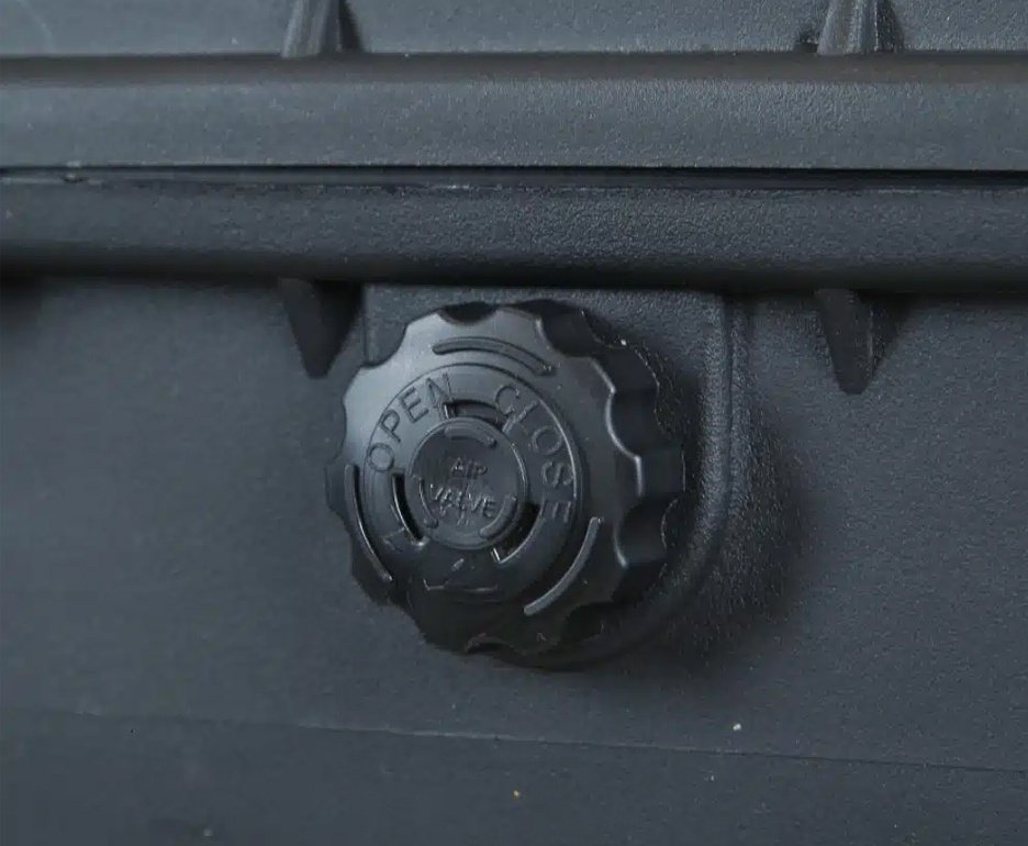 Case Rígido de Proteção Attack 135 TAG
