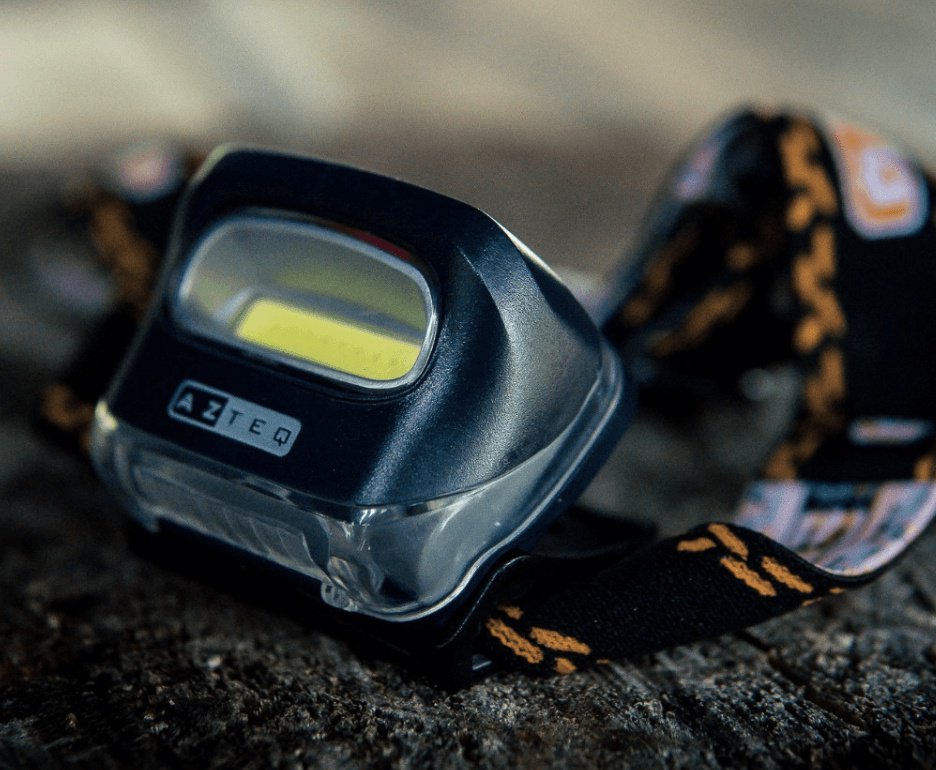 Lanterna de cabeça LED COB Azteq Kashina 140 lúmens Alcance de até 30m e 2 Modos de Iluminação