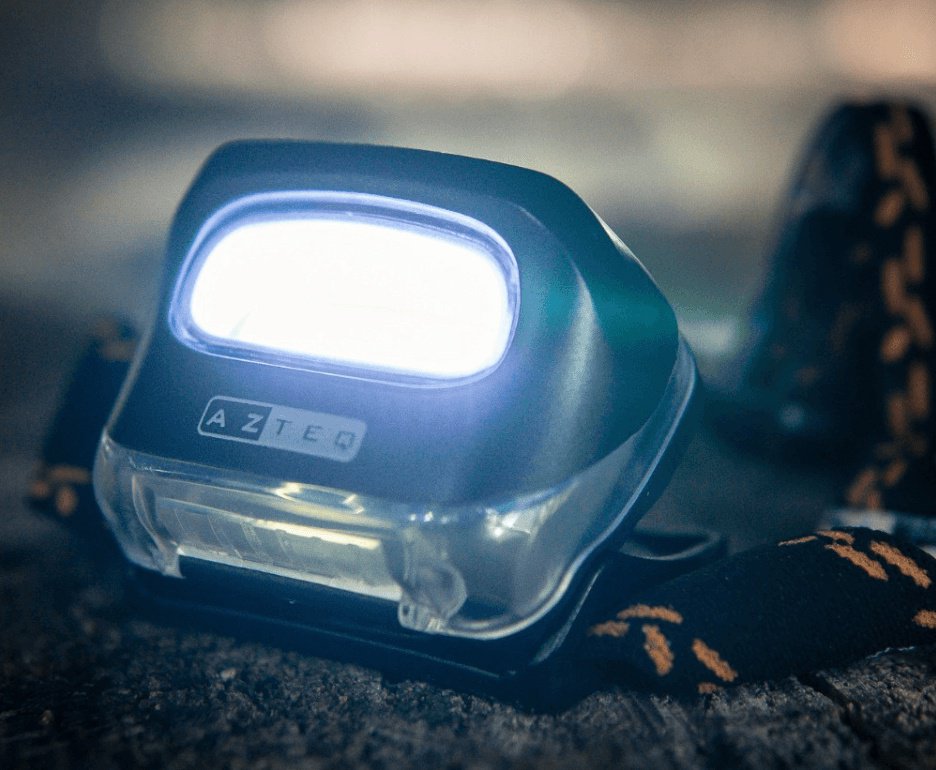 Lanterna de cabeça LED COB Azteq Kashina 140 lúmens Alcance de até 30m e 2 Modos de Iluminação