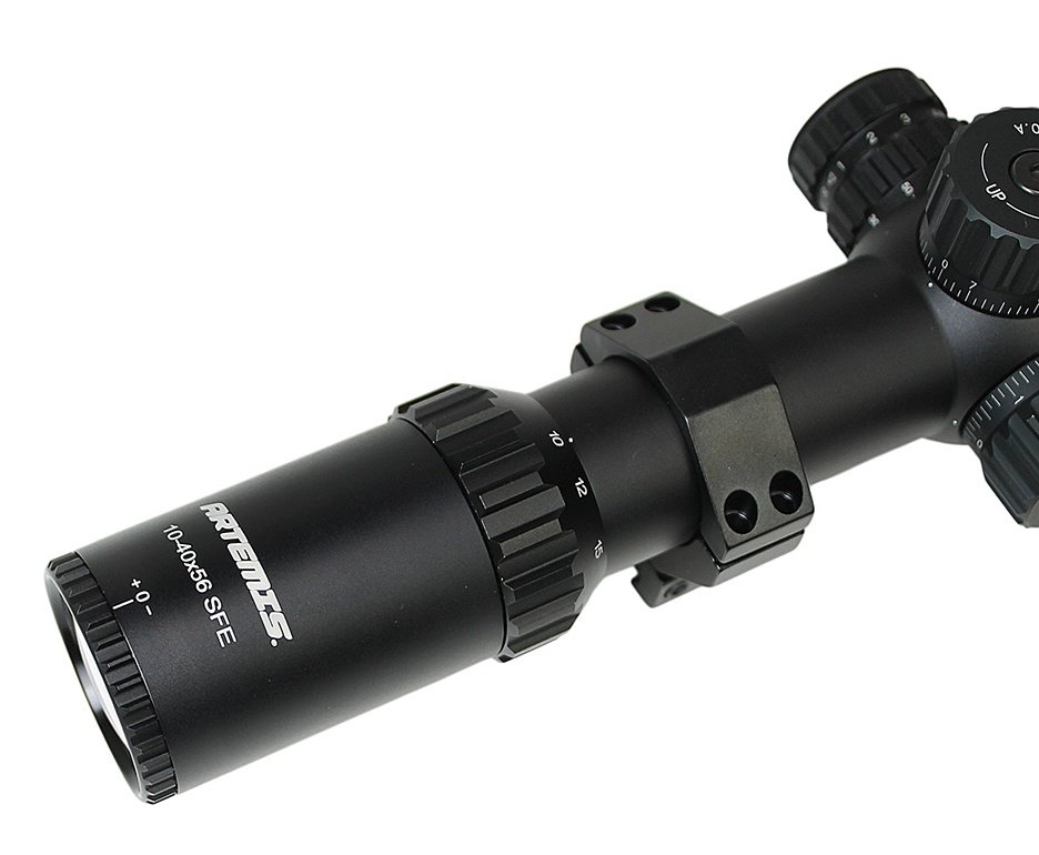 Luneta Artemis 10-40x56 SFE 22mm